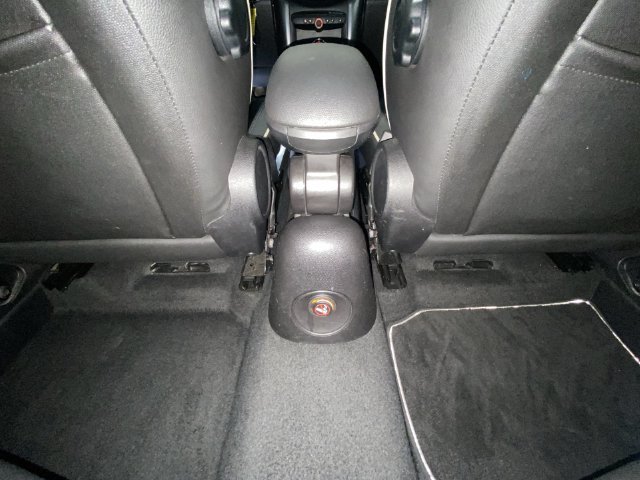 Used 2012 Blue MINI Base image 28