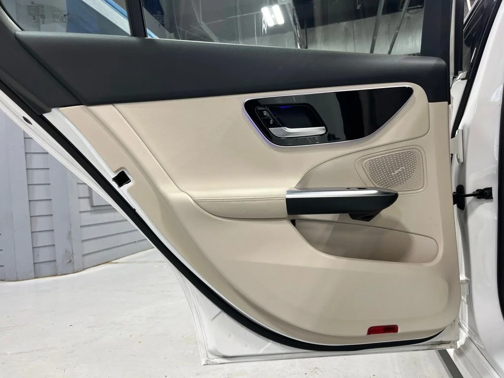 Used 2025 Polar White Mercedes-Benz C 300 image 28