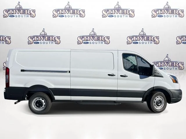 New 2026 White Ford Base image 2