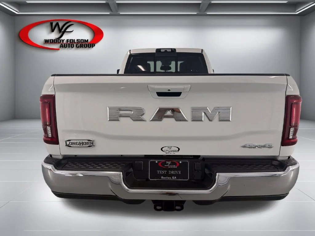 New 2026 Bright White Clear-Coat Exterior Paint RAM Limited image 7