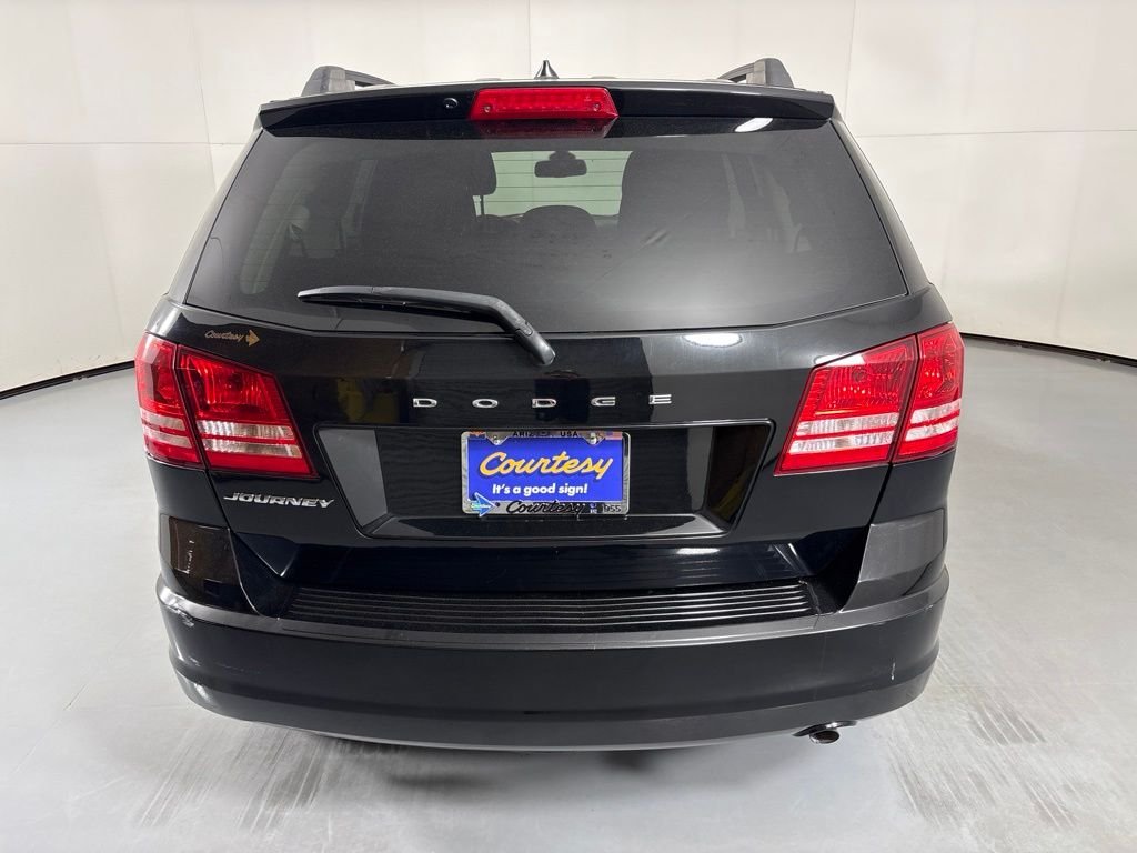 Used 2019 Black Dodge SE image 7