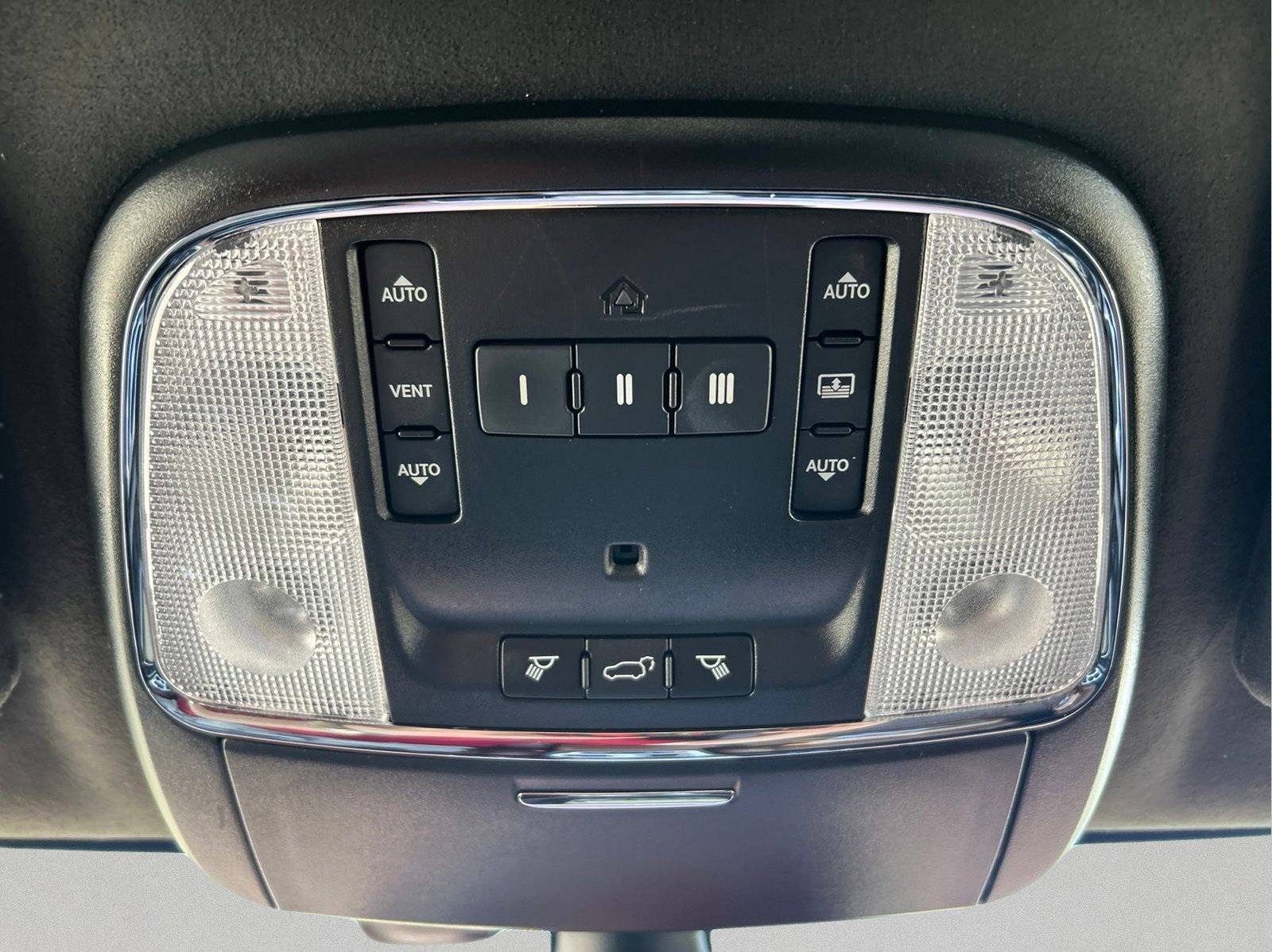 Certified Used 2018 Brown Jeep Summit image 34