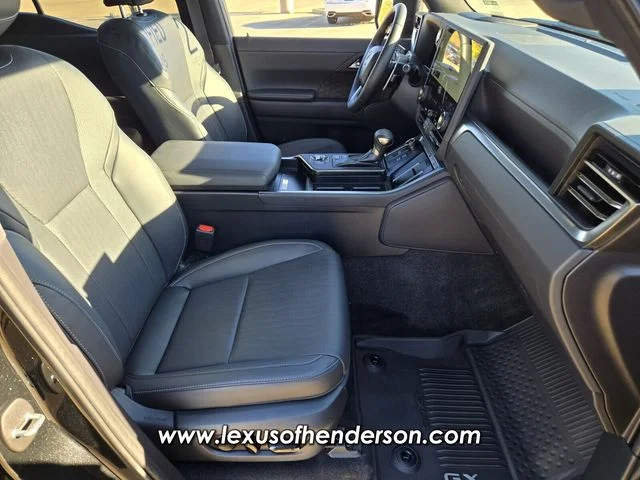 Used 2025 Black Lexus 550 Premium+ image 20
