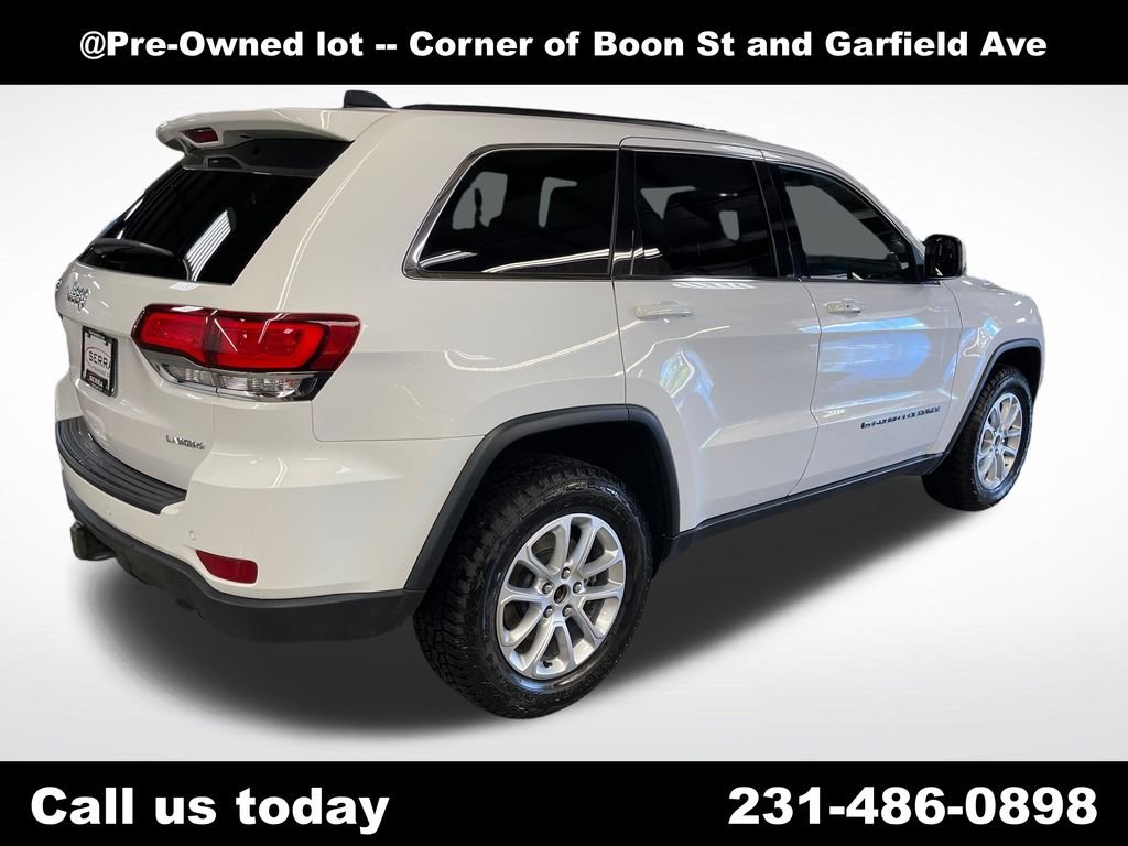 Used 2022 White Jeep Laredo X image 5