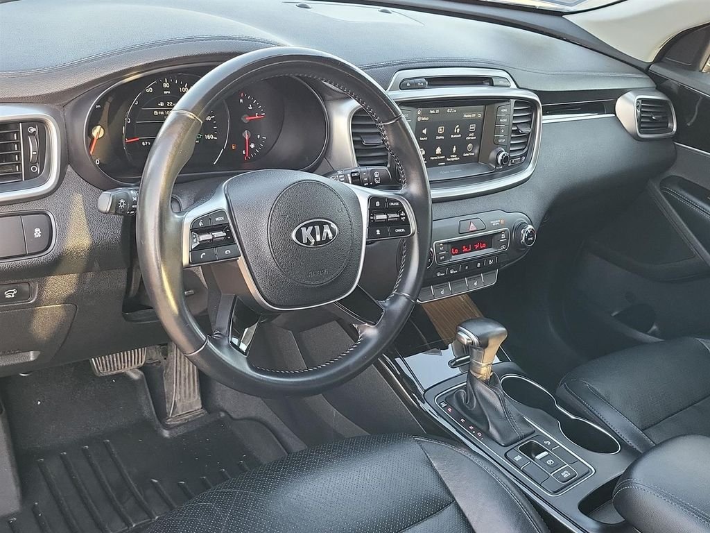 Used 2019 Kia Sorento EX with VIN 5XYPH4A59KG528982 for sale in Bellflower, CA