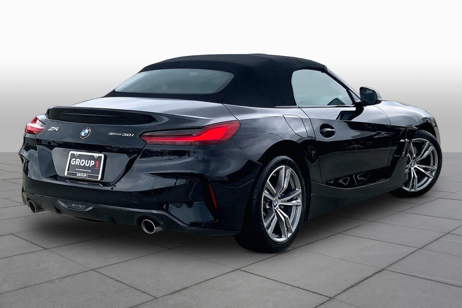 Used 2026 Black Sapphire Metallic BMW sDrive30i image 12