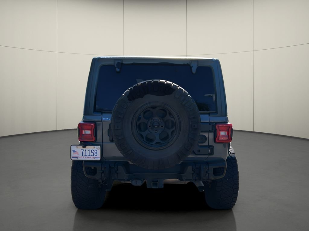 Used 2021 Gray Jeep Unlimited Sport image 6
