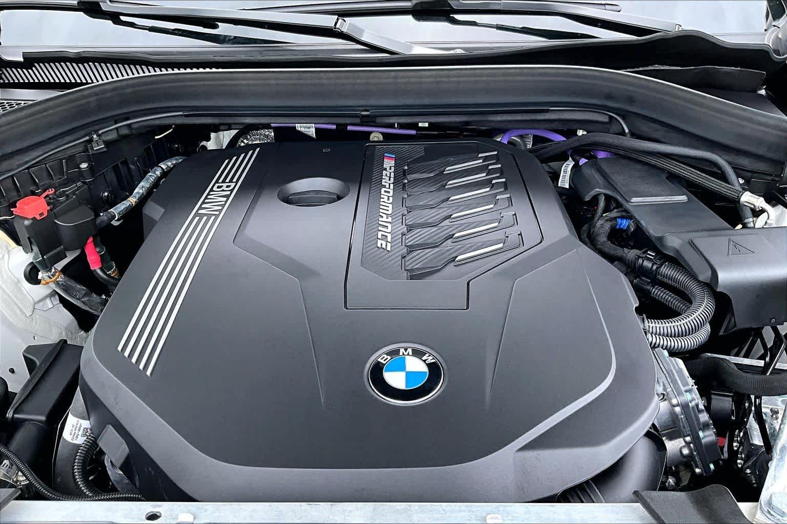 Used 2024 Mineral White Metallic BMW M40i image 31