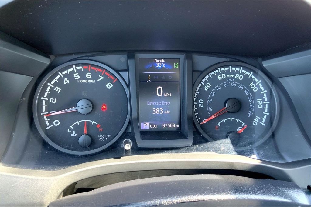 Used 2021 Silver Toyota SR image 13