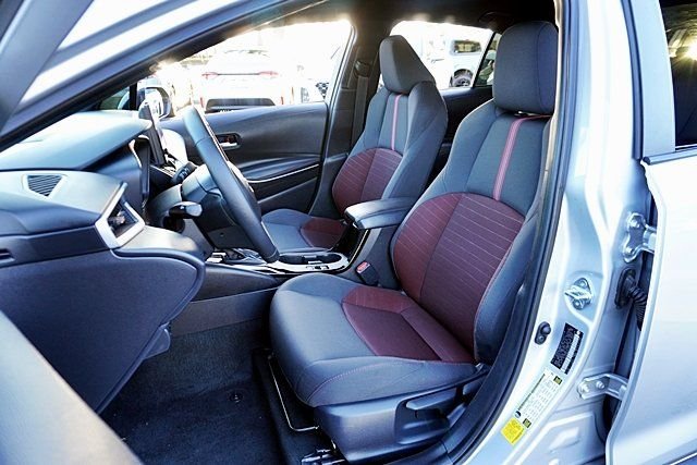 Used 2025 Silver Toyota SE image 13