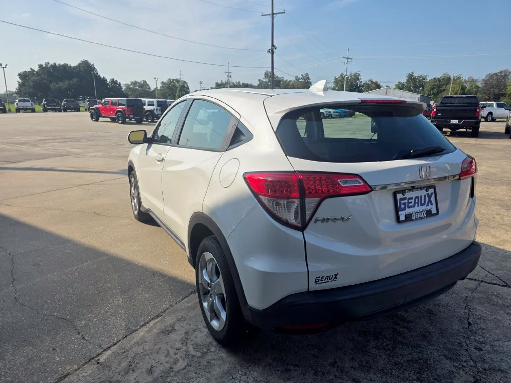 Used 2021 White Honda LX image 6