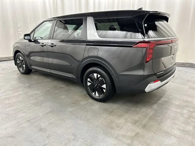 Used 2026 Gray Kia LXS image 3