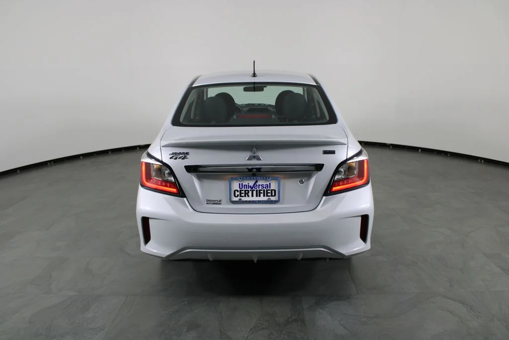 Used 2024  Mitsubishi ES image 10