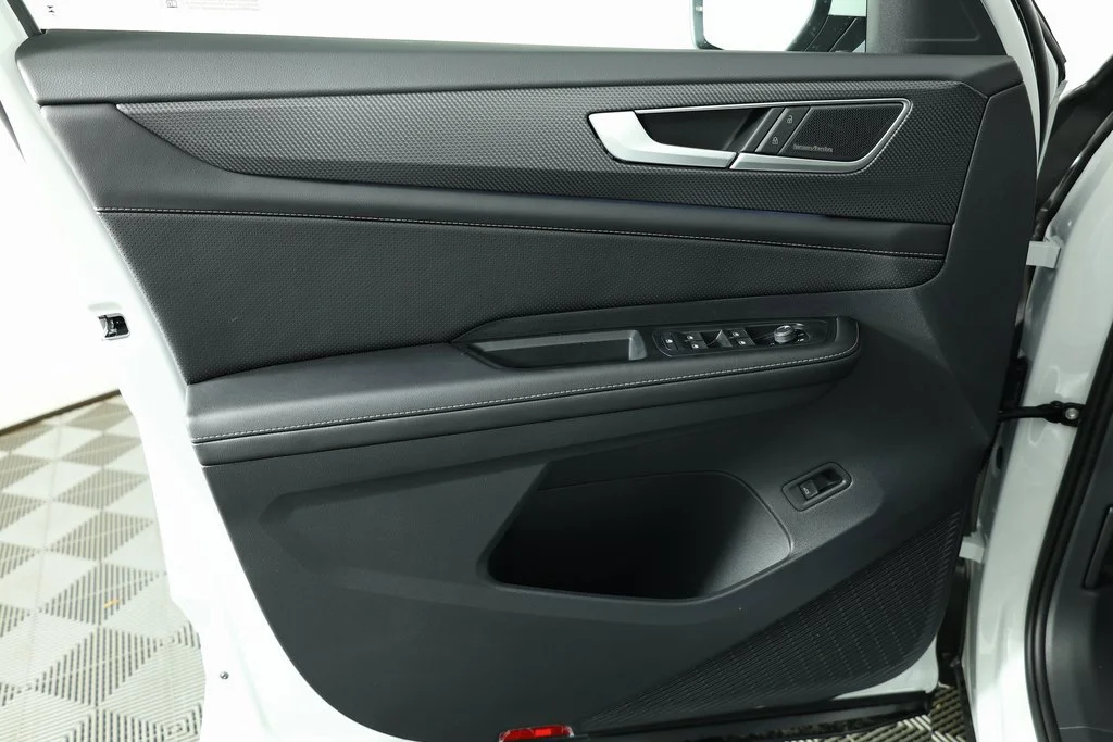 2026 Volkswagen Atlas Cross Sport SEL Premium R-LINE - Photo 6