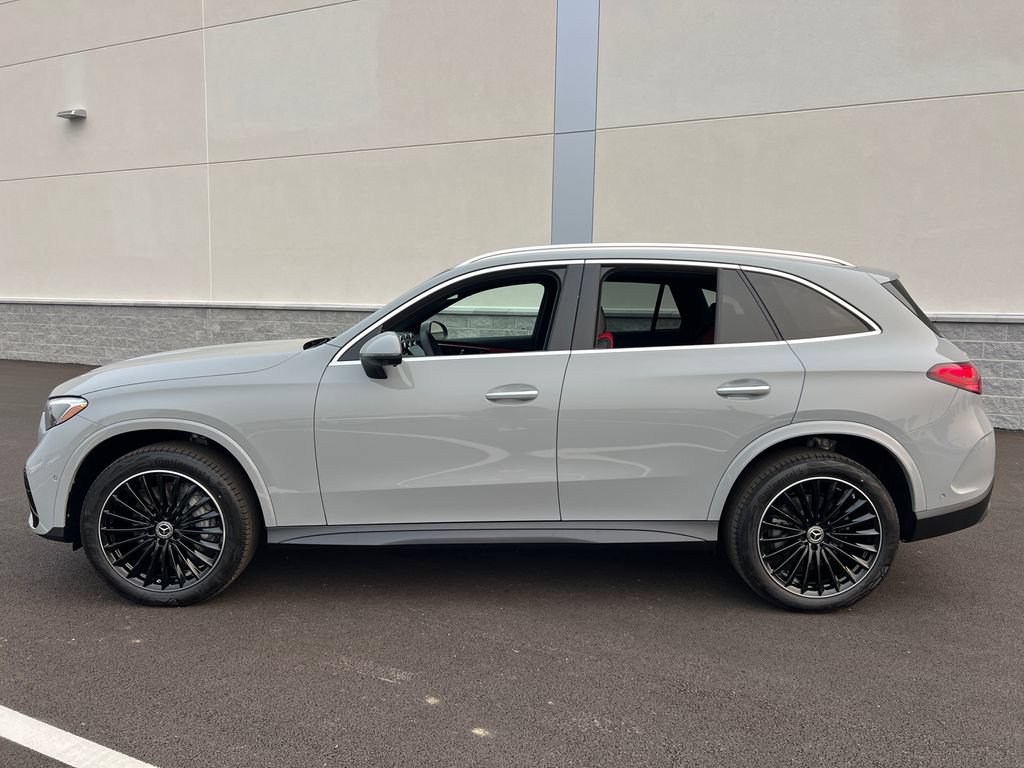 New 2026 MANUFAKTUR Alpine Grey Mercedes-Benz GLC 300 image 39
