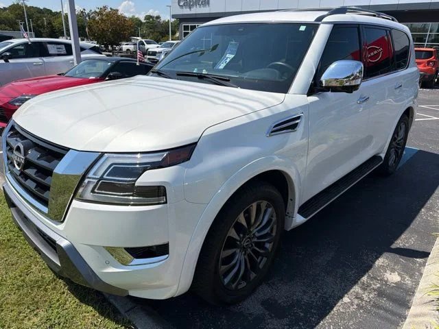 Used 2023 White Nissan Platinum image 1