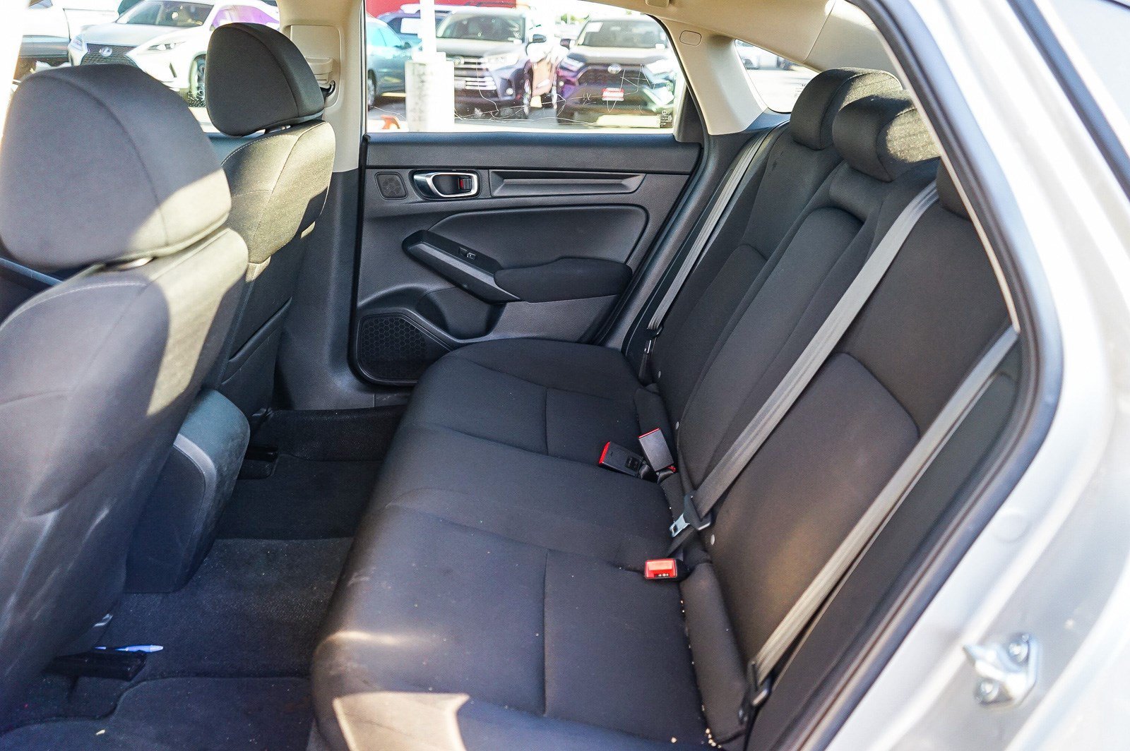 Used 2022 Lunar Silver Metallic Honda EX image 19