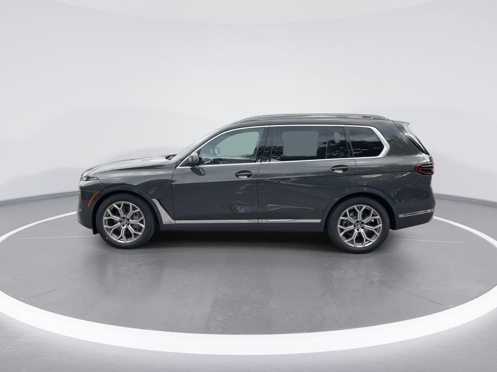 Used 2026 Gray Metallic BMW xDrive40i image 5