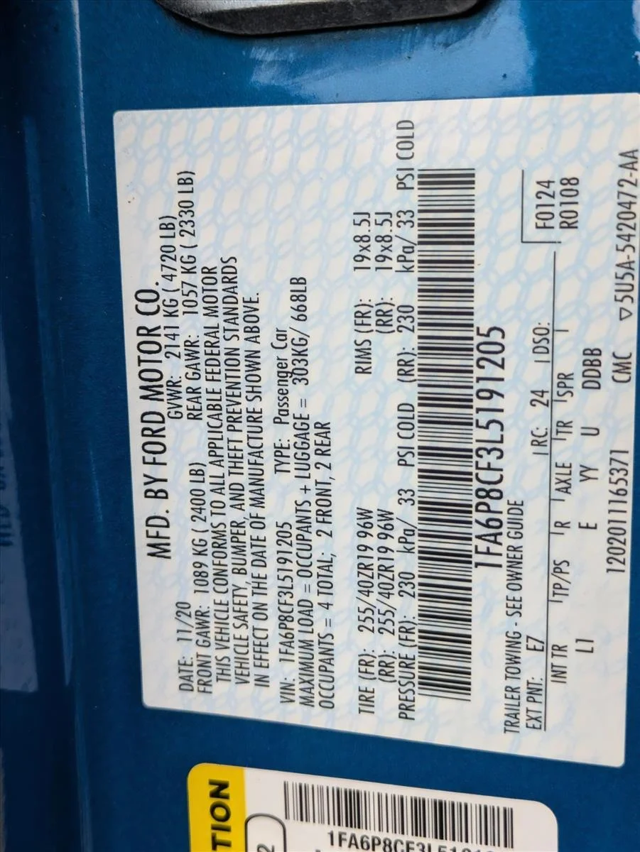 Used 2020 Velocity Blue Metallic Ford GT Premium image 17