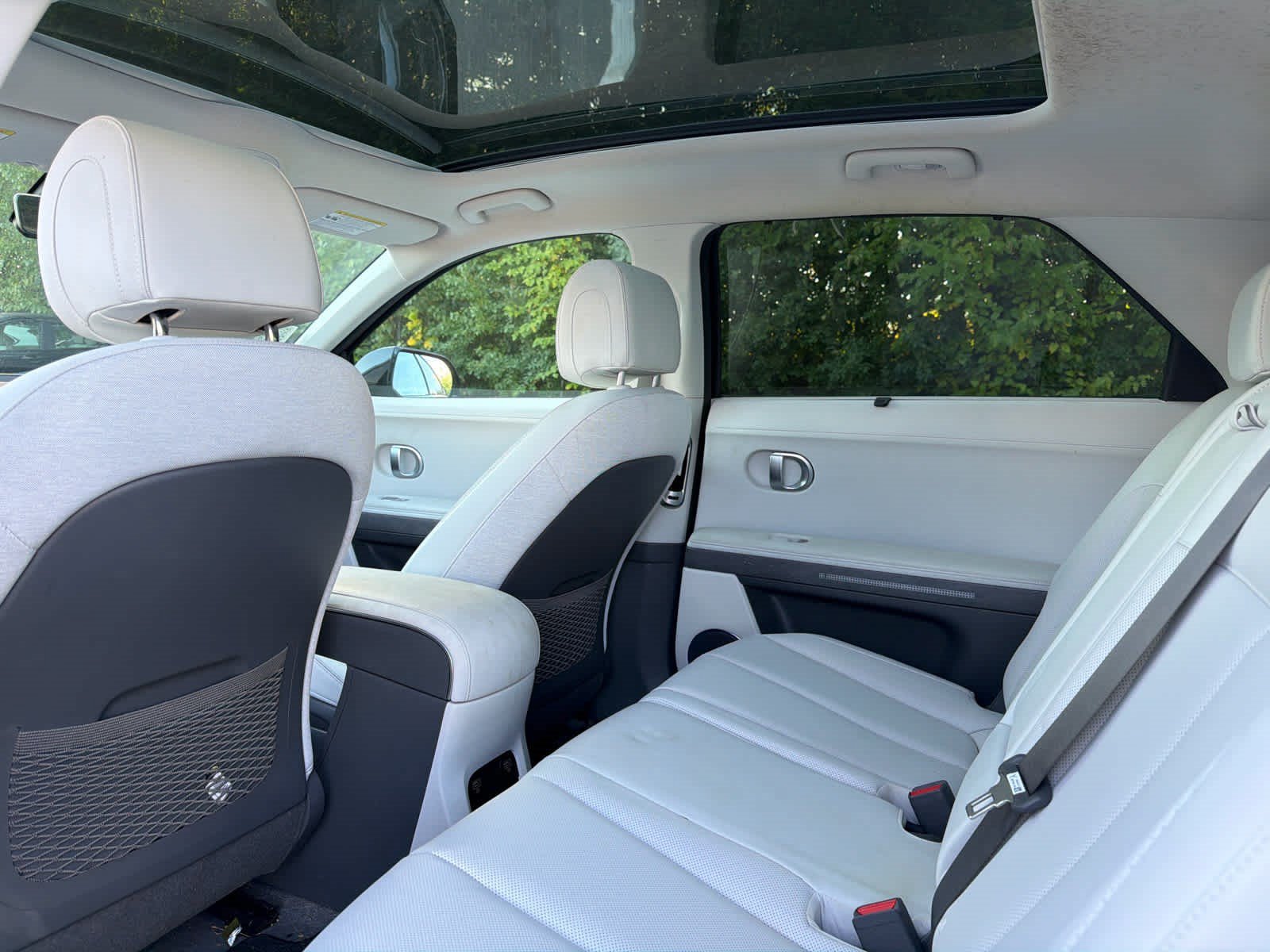 Certified Used 2024 Abyss Black Hyundai Limited image 6