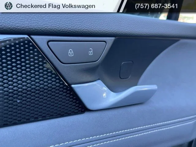New 2026 White Volkswagen 2.0T SE R-Line Black image 16