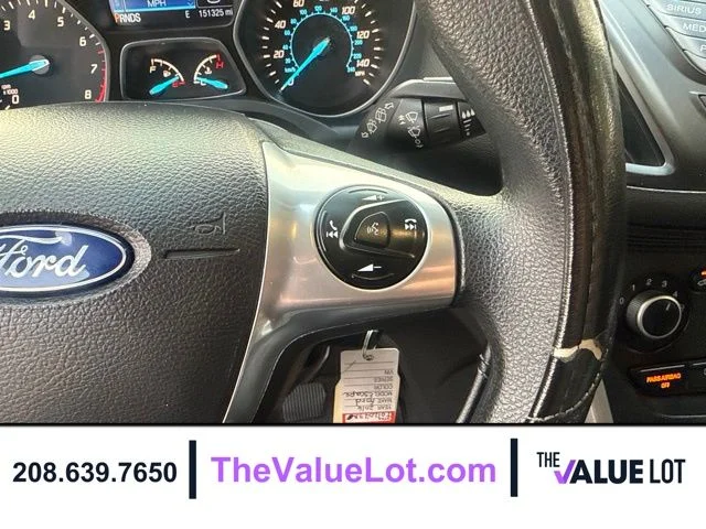 Used 2016 Red Ford SE image 25