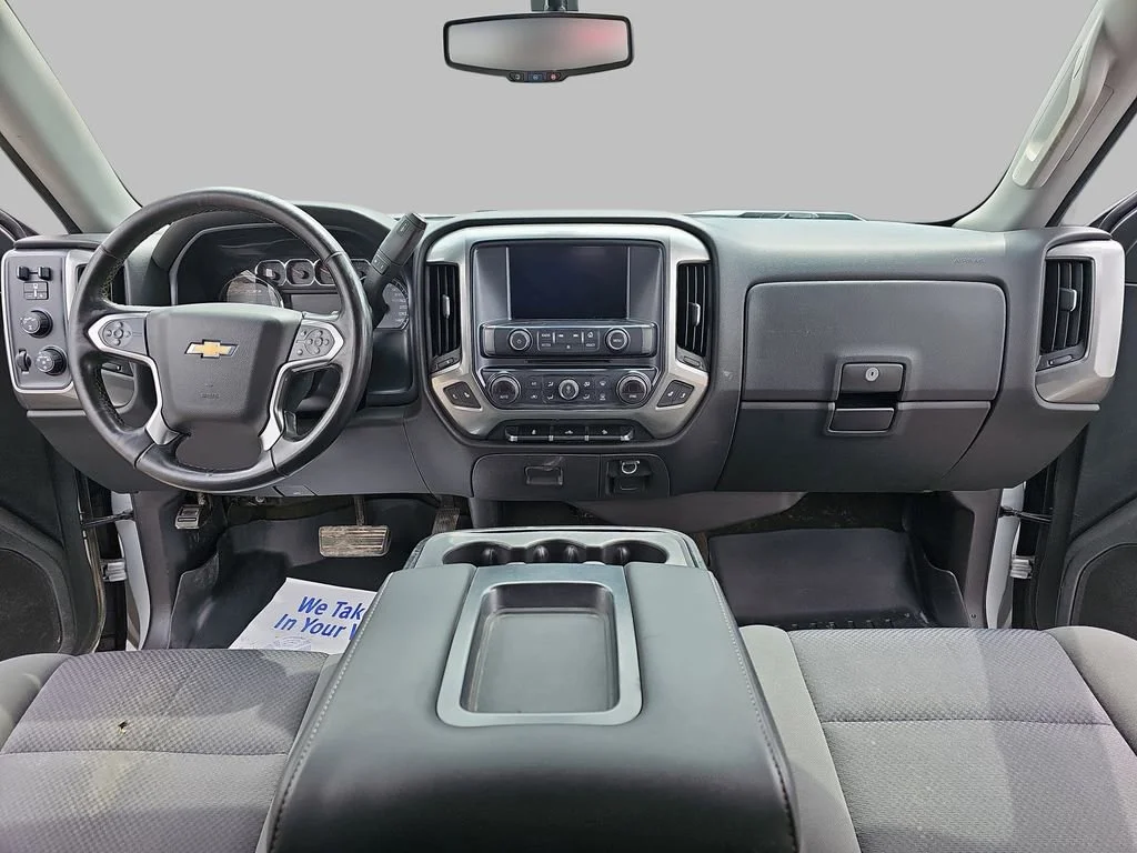 Used 2018 SILVER ICE METALLIC Chevrolet LT image 11