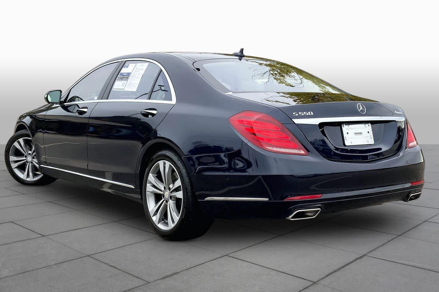 Used 2015 Lunar Blue Metallic Mercedes-Benz S 550 image 12