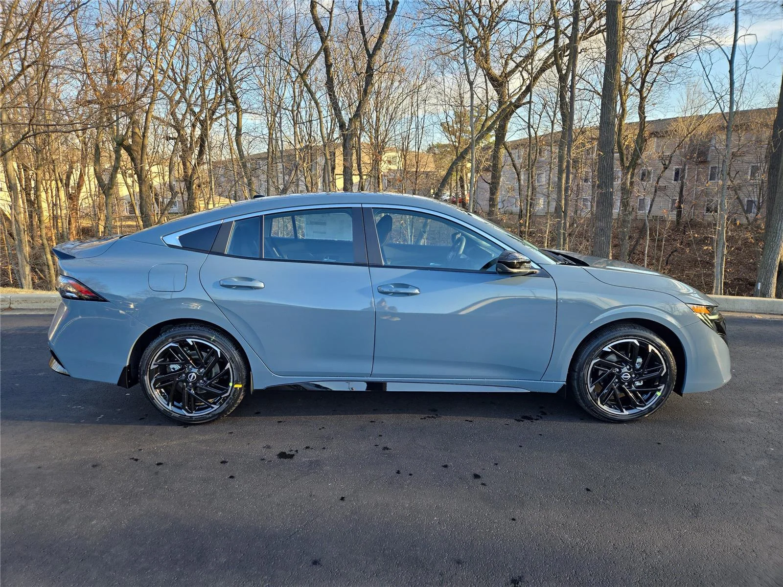 New 2026 Atlantic Gray Metallic Nissan SR image 2