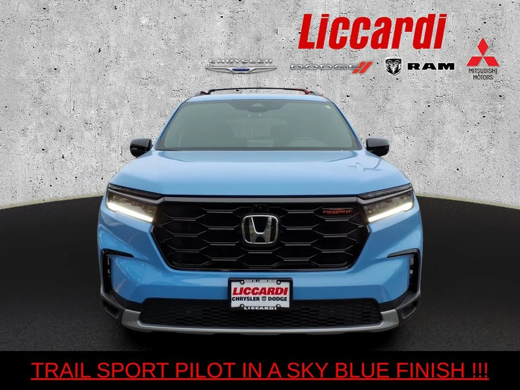 Used 2024 Blue Honda TrailSport image 2