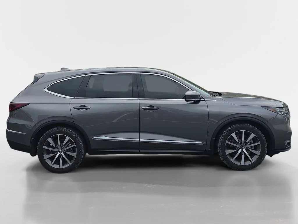 Certified Used 2025 Liquid Carbon Metallic Acura Technology Package image 9