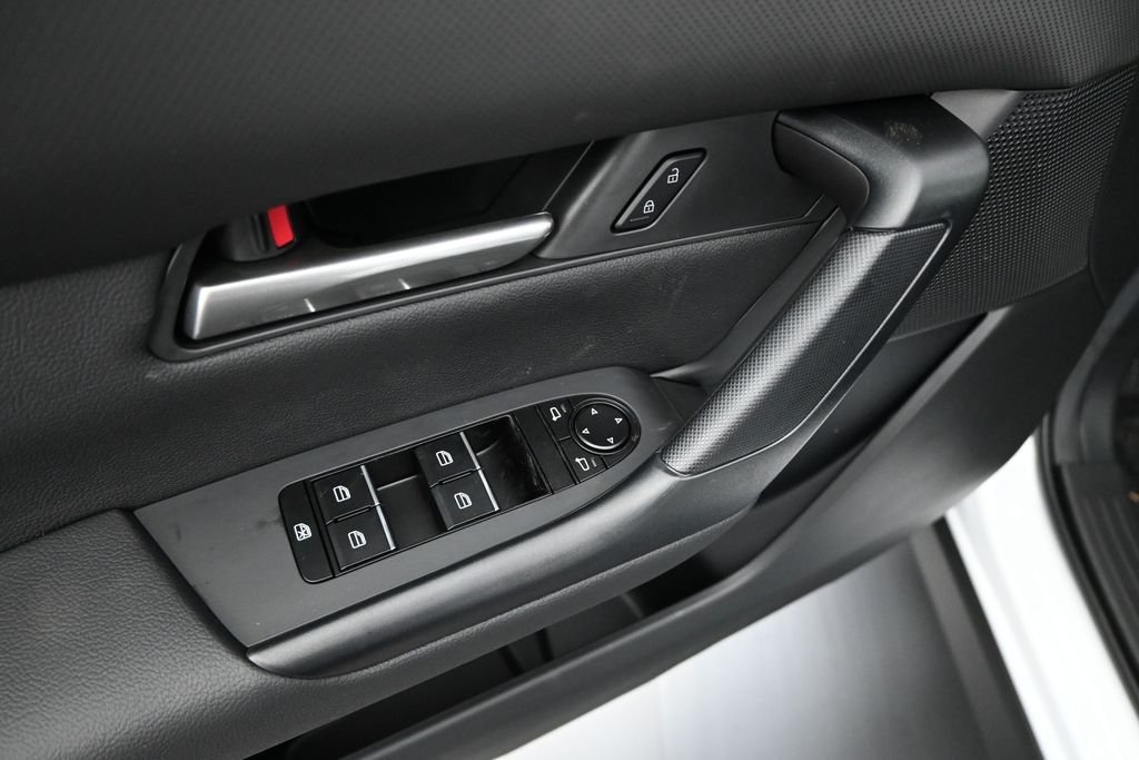 New 2026 Wind Chill Pearl Mazda Preferred AWD image 6