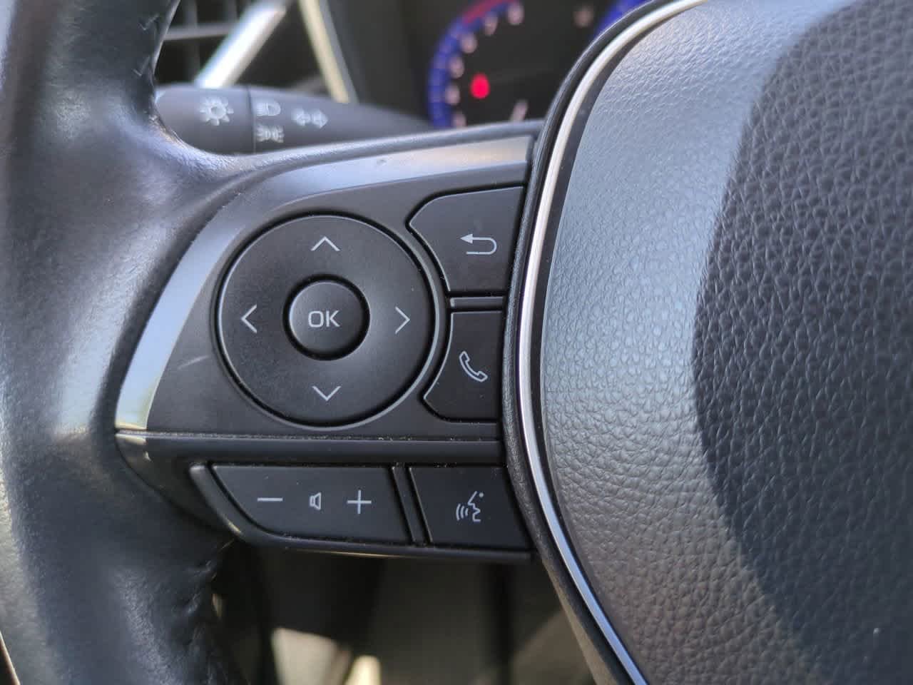 2022 Toyota Corolla XLE - Photo 24