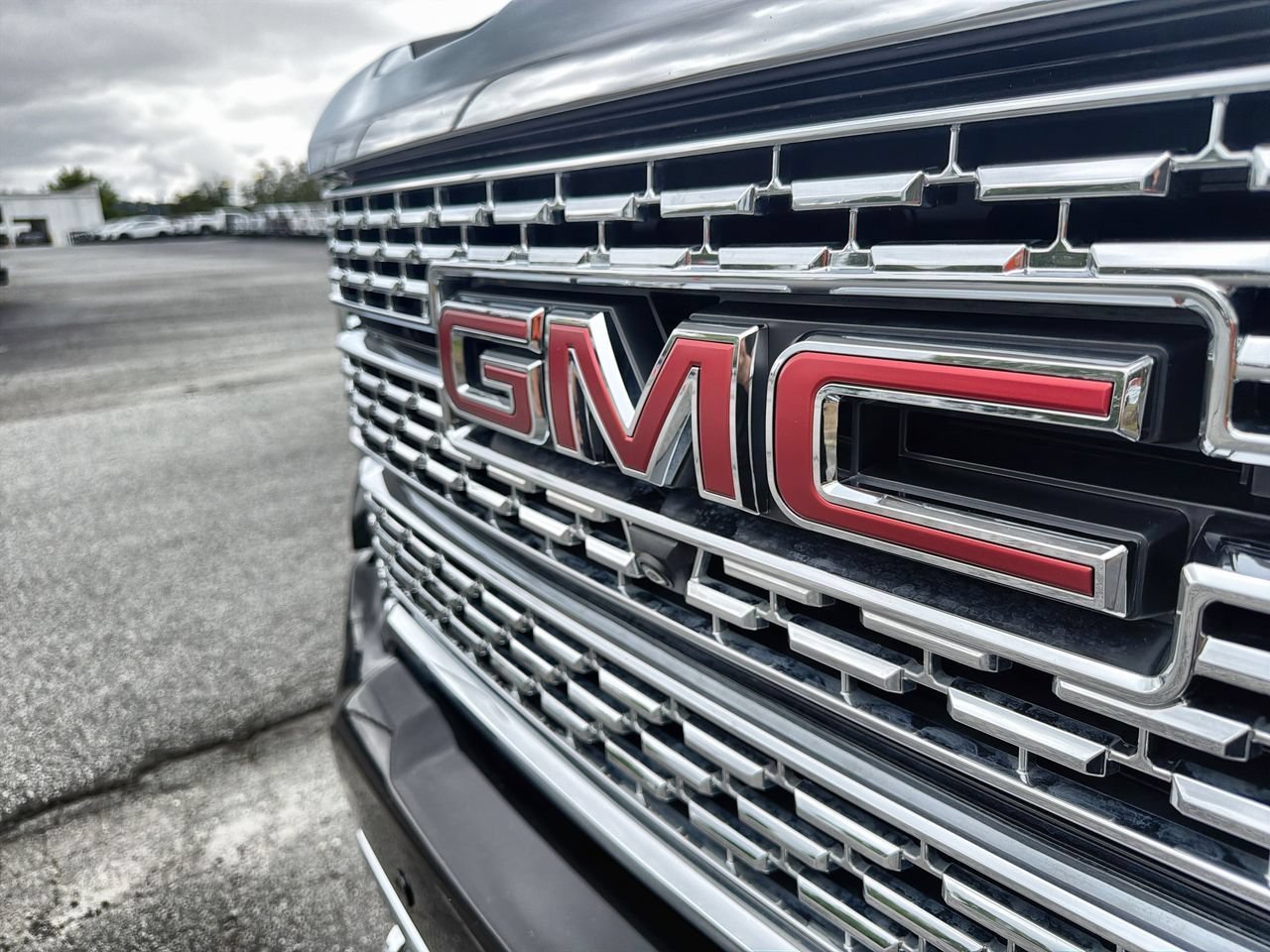 Used 2021 EBONY TWILIGHT METALLIC GMC Denali image 26
