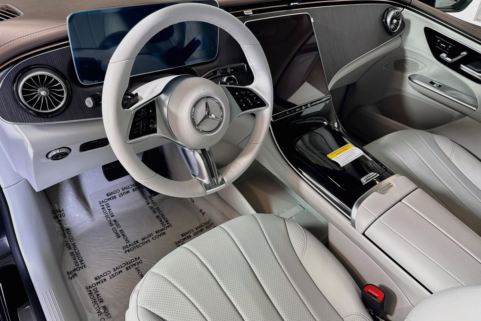 New 2027 Black Mercedes-Benz EQE 320 image 9