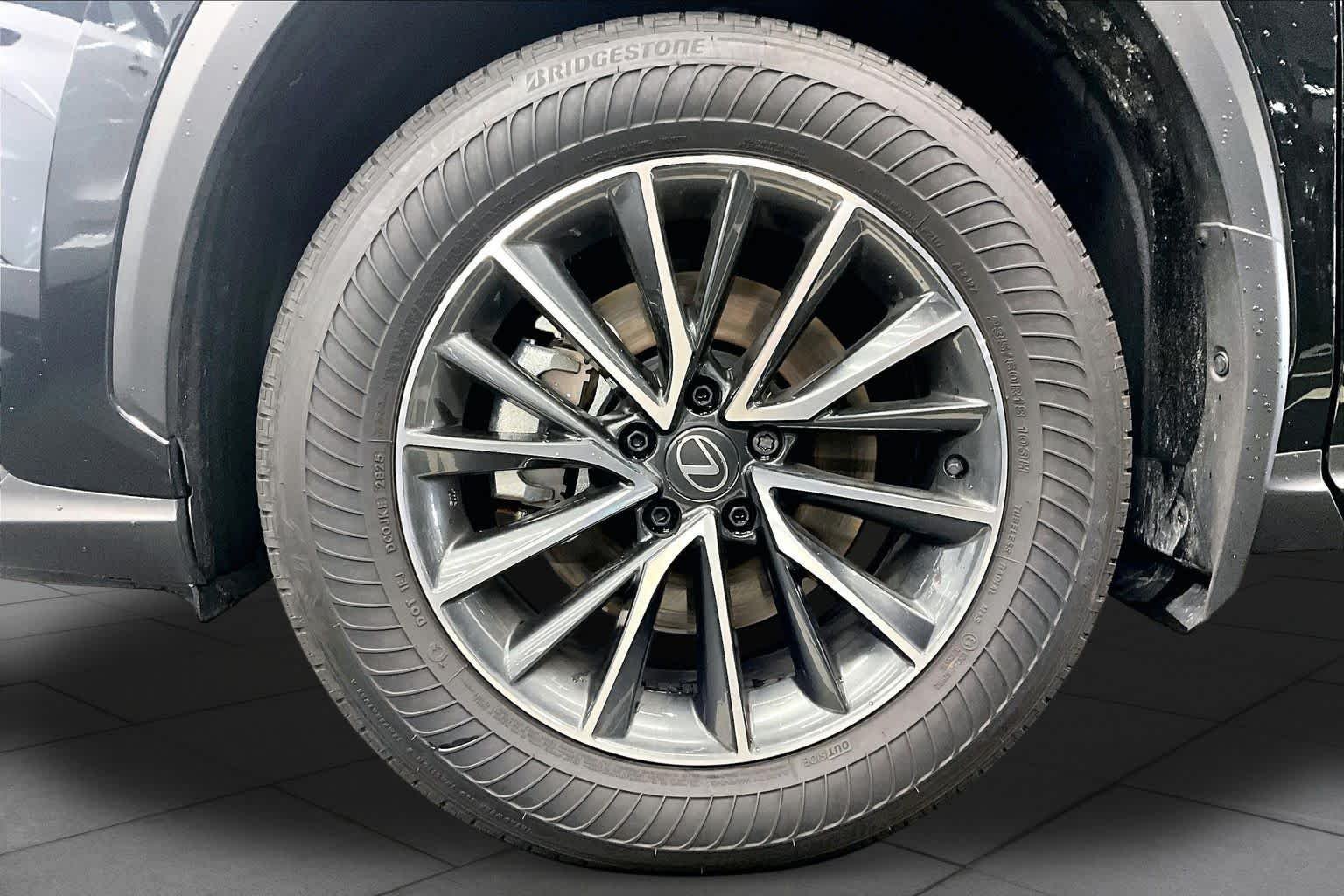 2026 Lexus NX Hybrid 350h - Photo 11