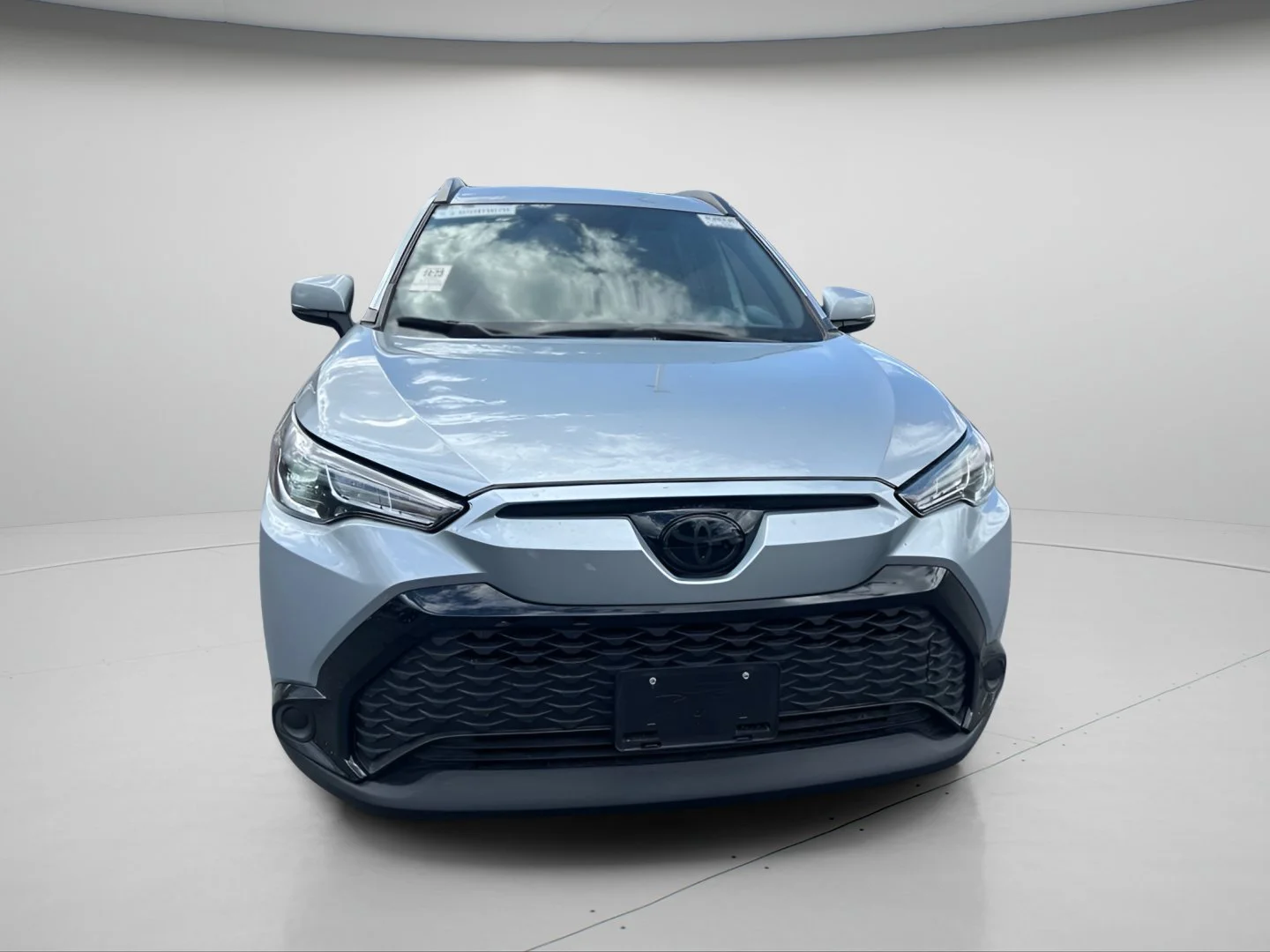 Certified Used 2023 Silver Toyota Hybrid SE image 3
