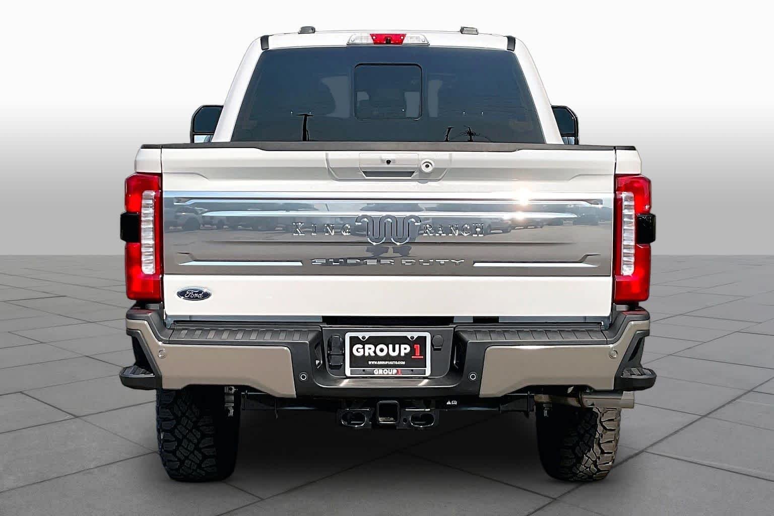 New 2026 Star White Metallic Tri-Coat Ford F-250® King Ranch® image 4