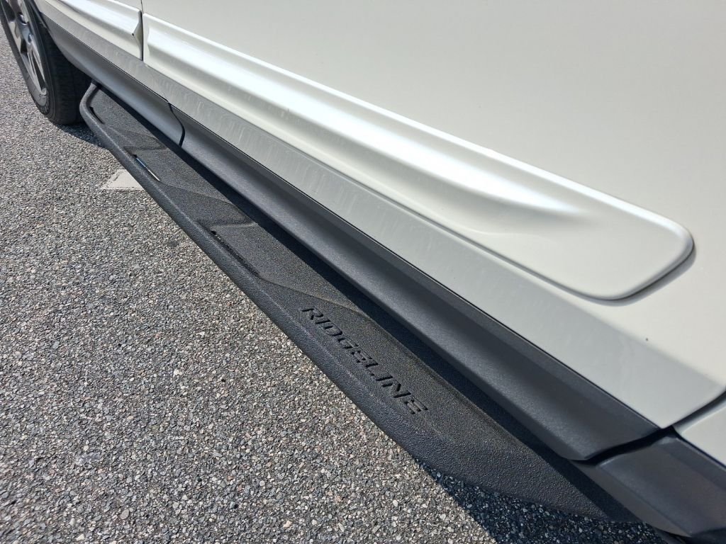 Used 2017 White Honda RTL-T image 11