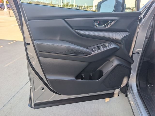 New 2026 ICE SILVER METALLIC Subaru Premium 7-Passenger image 16