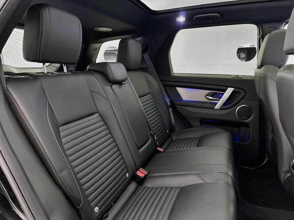 Certified Used 2025 Black Land Rover Dynamic SE image 28