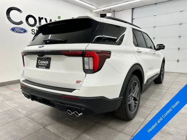 New 2026 Star White Metallic Tri-Coat Ford ST image 5