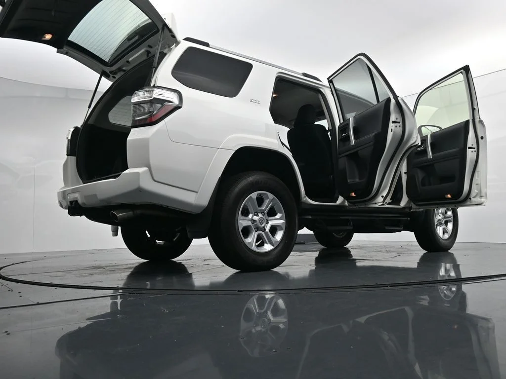 Used 2023 White Toyota SR5 image 39