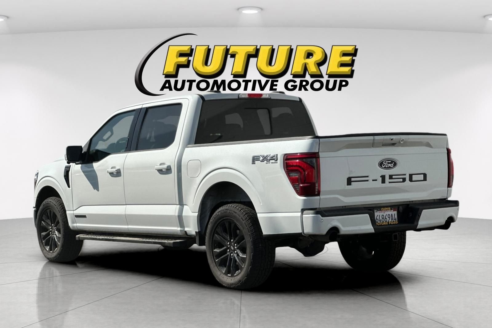 Used 2024 White Ford Lariat image 6