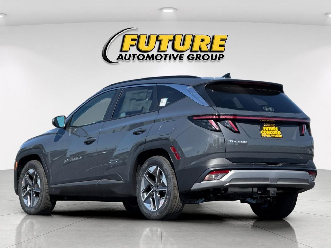 New 2026 Gray Hyundai SEL Premium FWD image 5