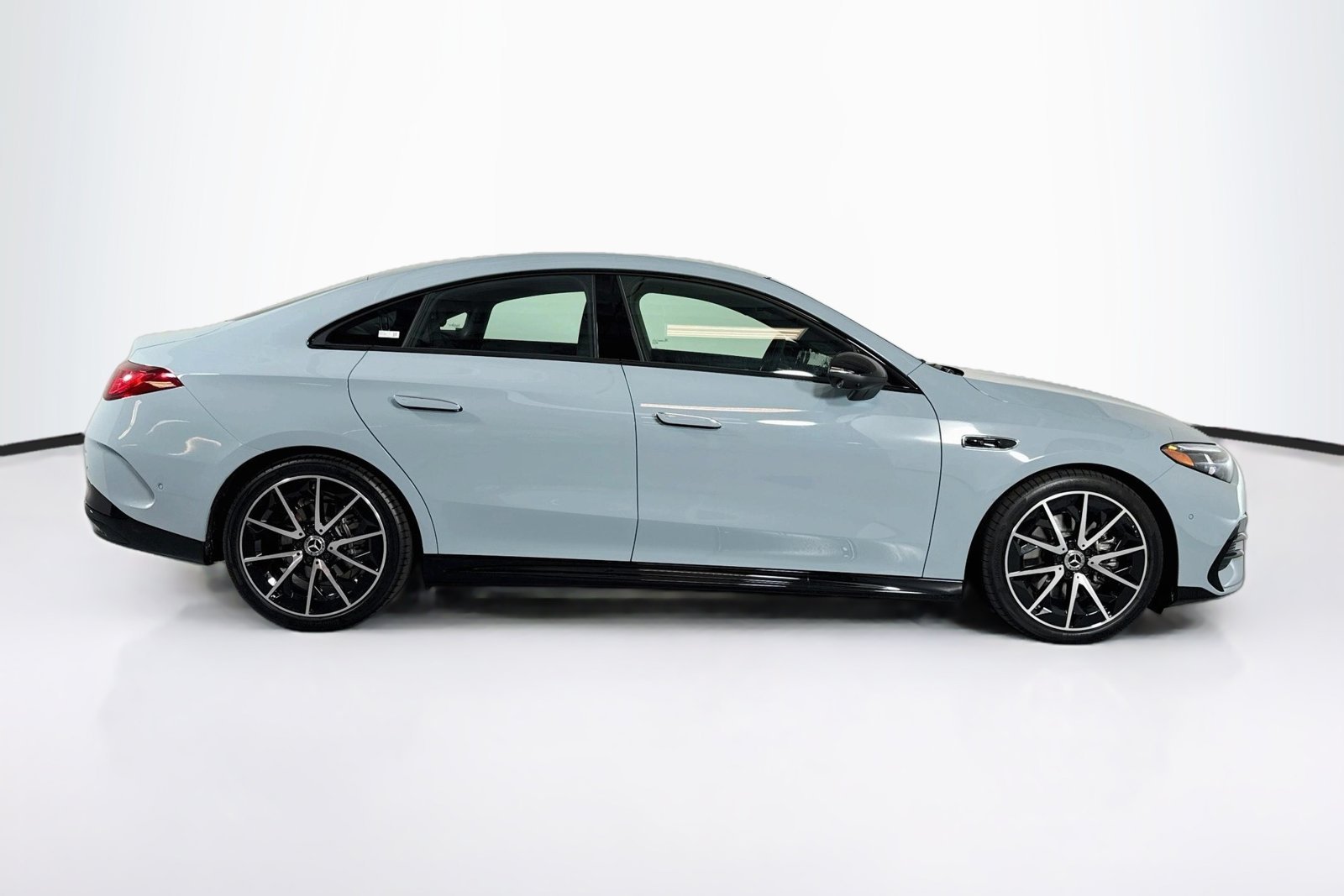 New 2027 Liquid Crystal Green Mercedes-Benz CLA 220 Hybrid image 4