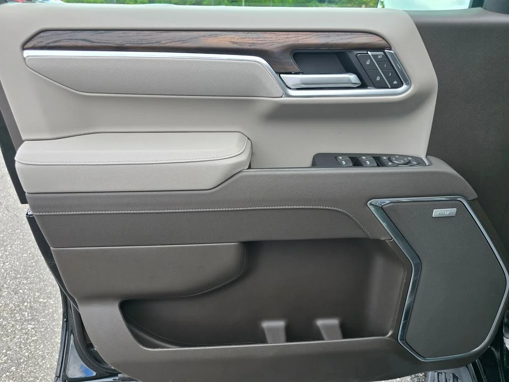 New 2026 Black GMC SLT image 36