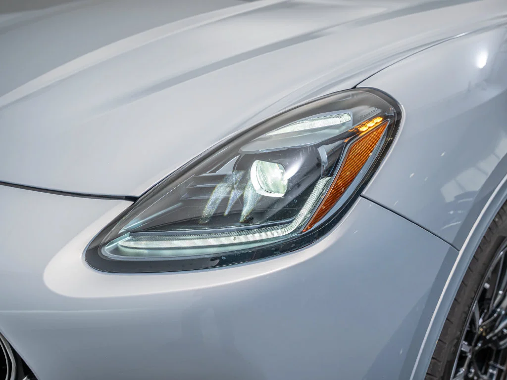 Used 2024 Bianco Astro Metallic Maserati Modena image 15