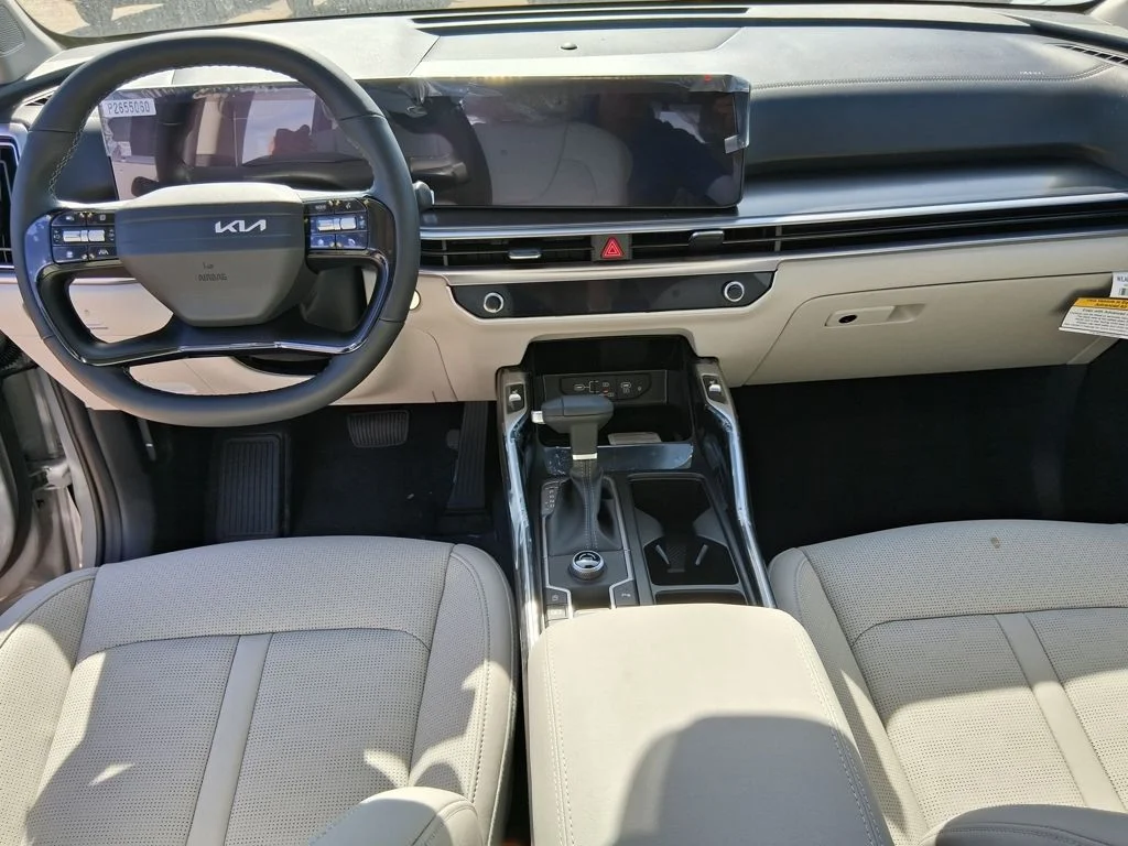 New 2026 Gray Kia S image 13
