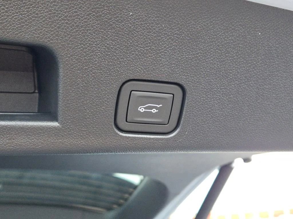 2026 Chevrolet Traverse LT - Photo 17